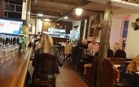The Royal Oak Hotel