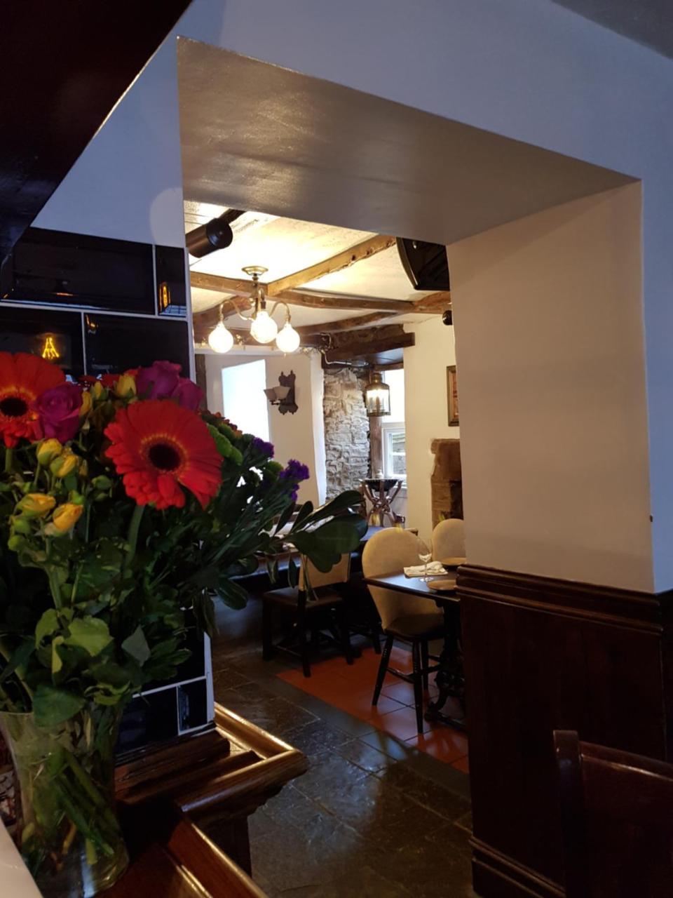 The Royal Oak Hotel Chapel-en-le-Frith Extérieur photo